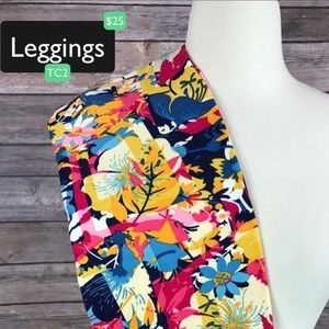 LuLaRoe TC2 Leggings Brand New!